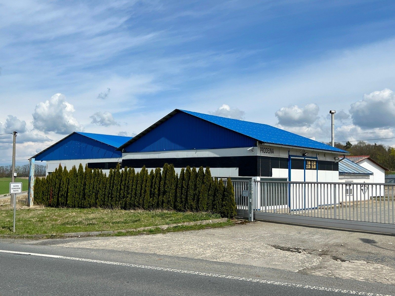 Sklady, Kladenská, Malé Přítočno, 165 m²