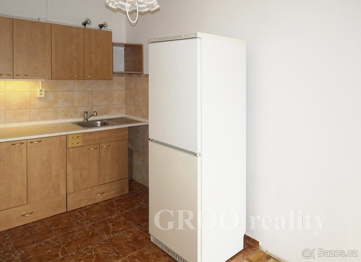 3+kk, Praha, 149 00, 68 m²