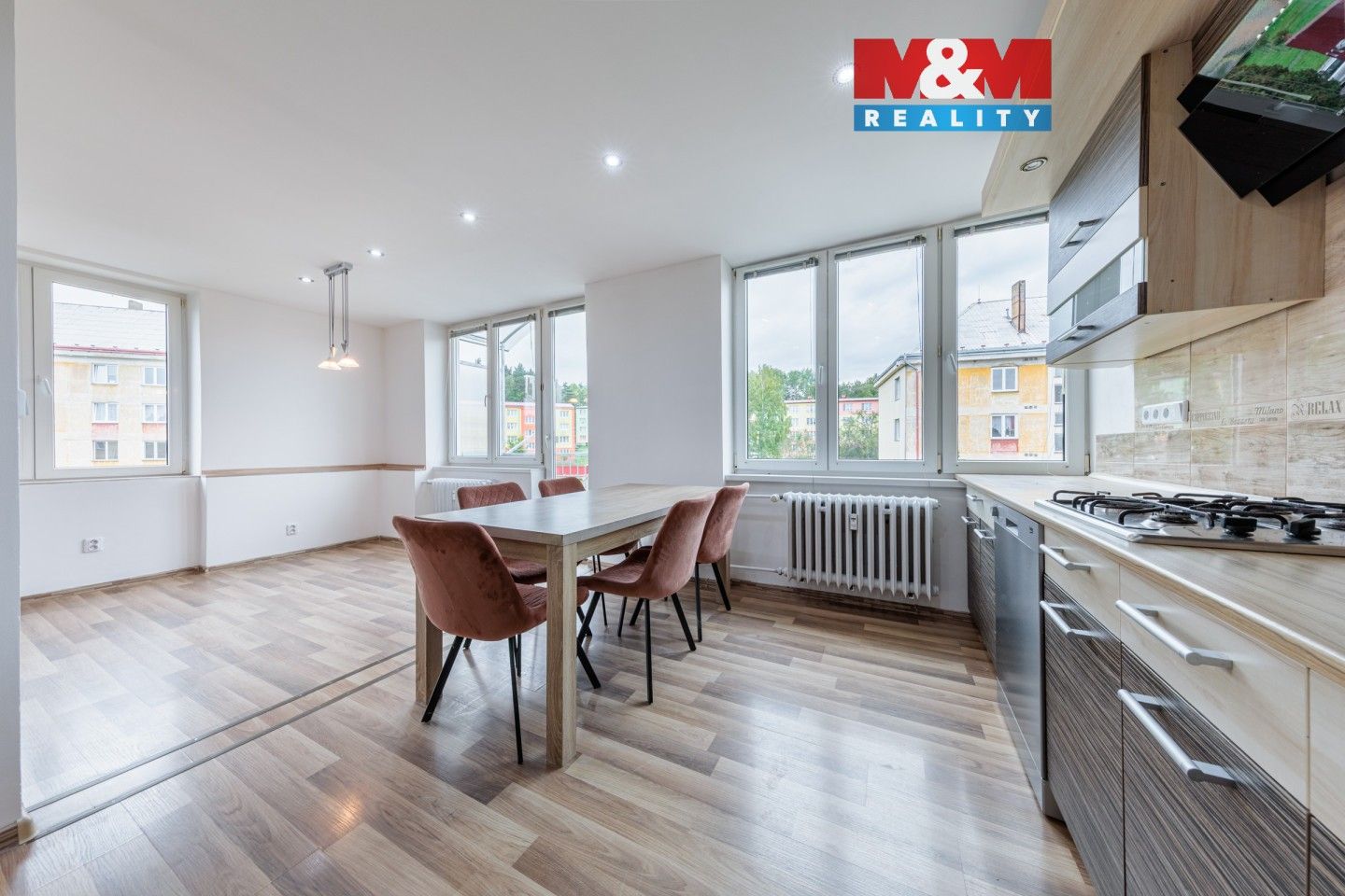 4+1, Bukovany, 111 m²