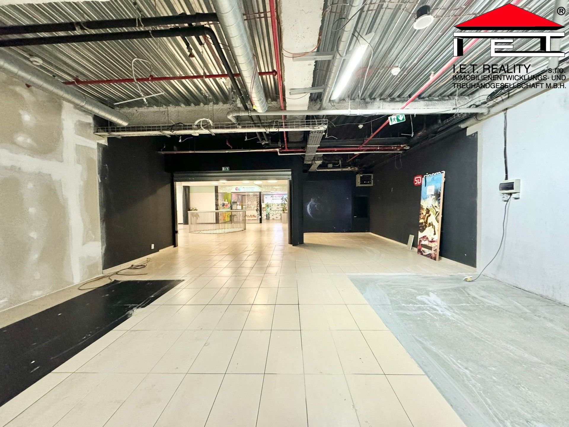 Pronájem obchodní prostory - Nádražní, Brno, 75 m²