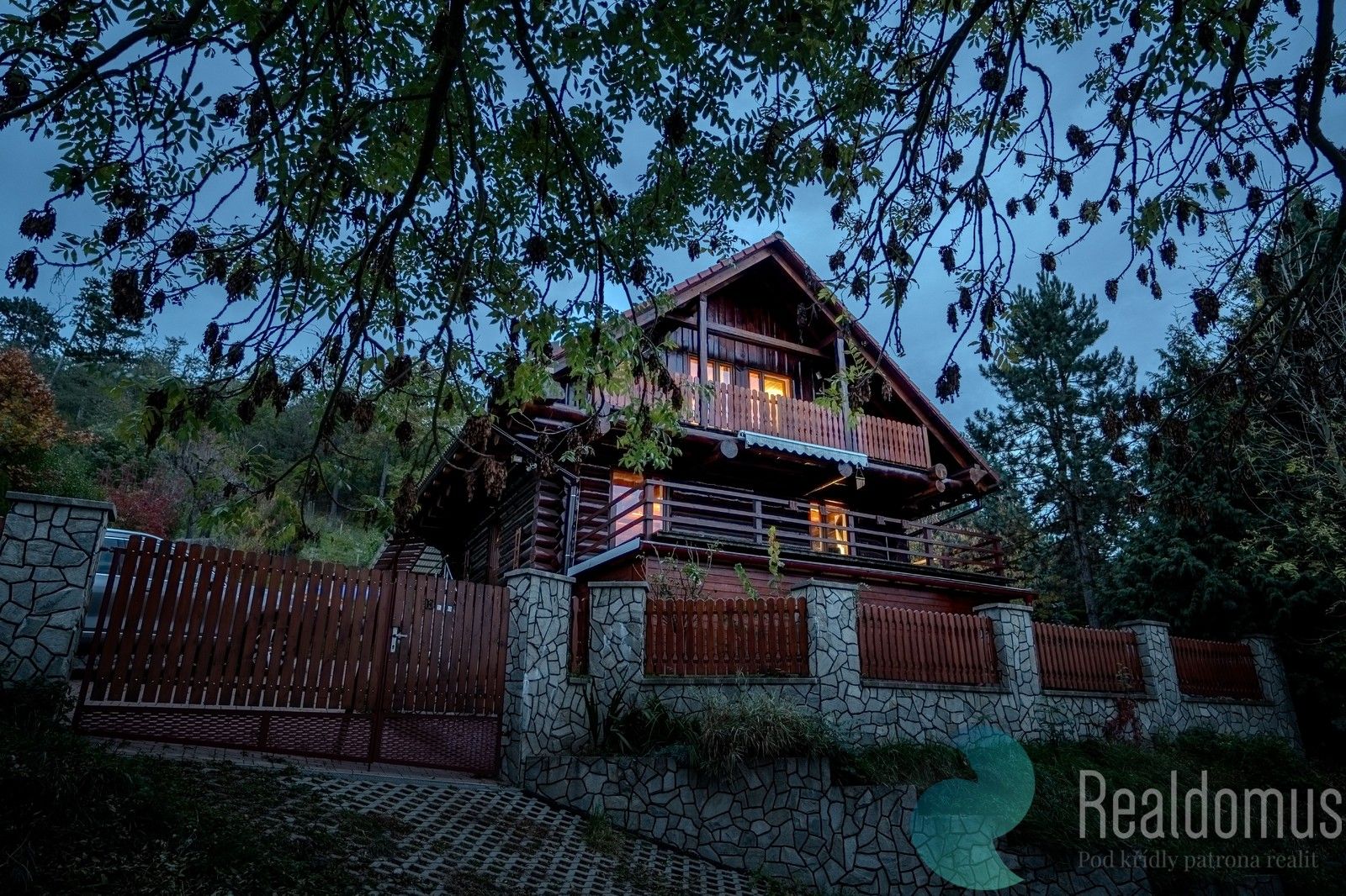 Rodinné domy, , Chodouň, 98 m²