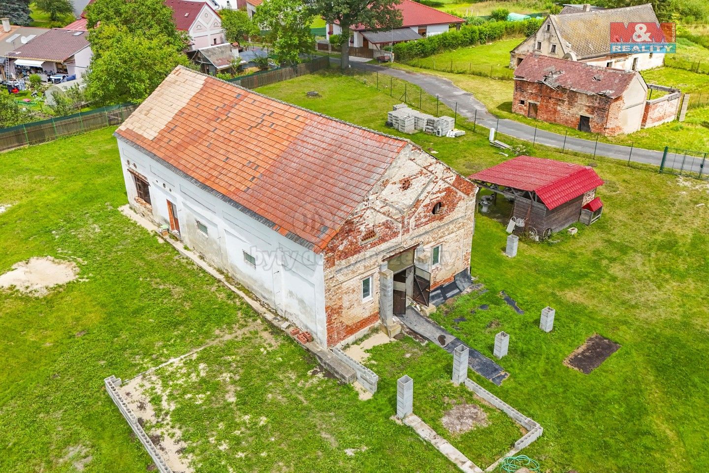 Prodej zemědělský objekt - Křižovatka, 240 m²