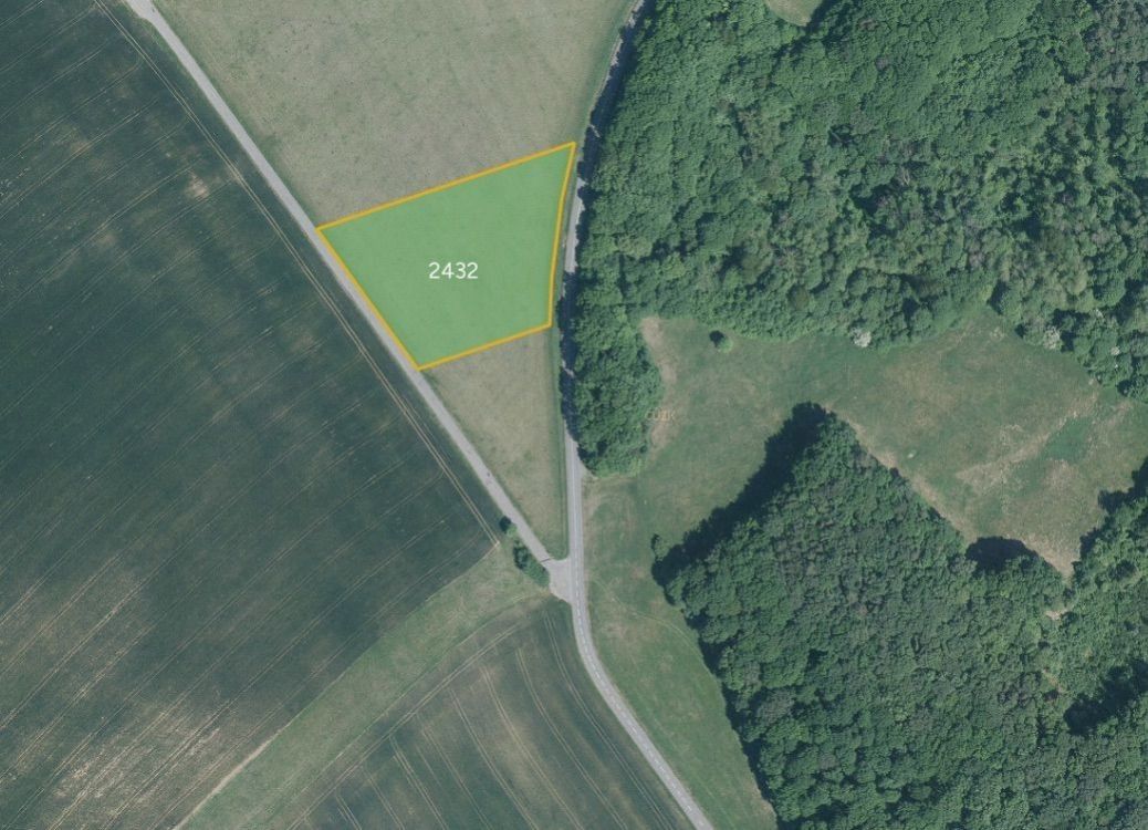 Louky, Hřivínův Újezd, 10 752 m²