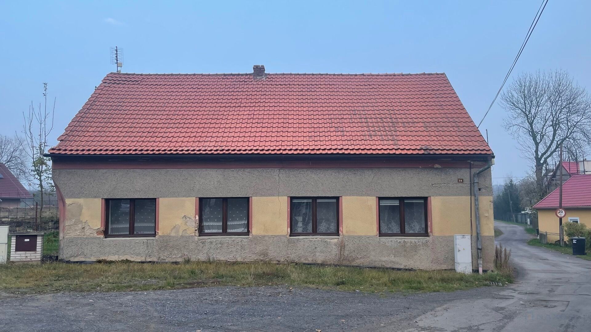 Ostatní, Chotiměř, 185 m²