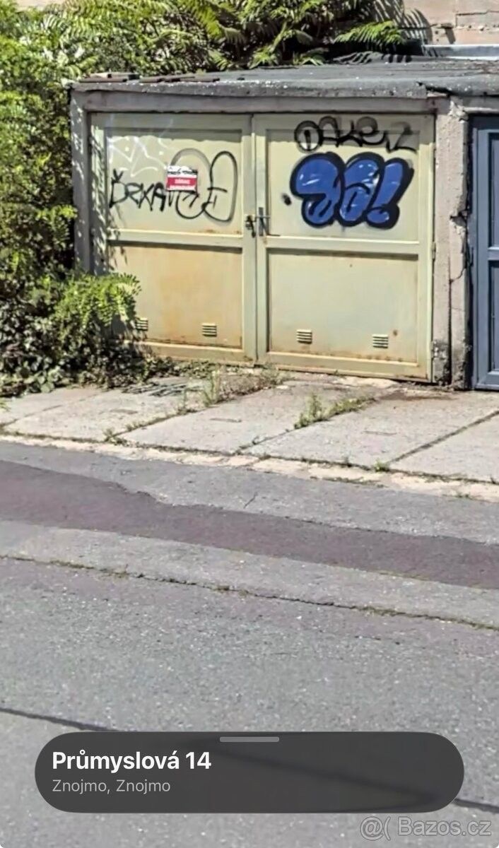 Garáže, Znojmo, 669 02