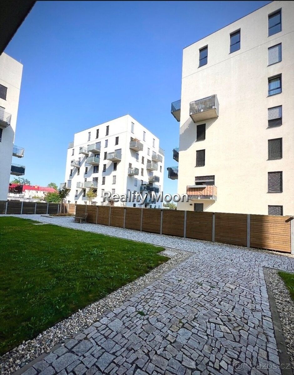 3+kk, Olomouc, 779 00, 74 m²