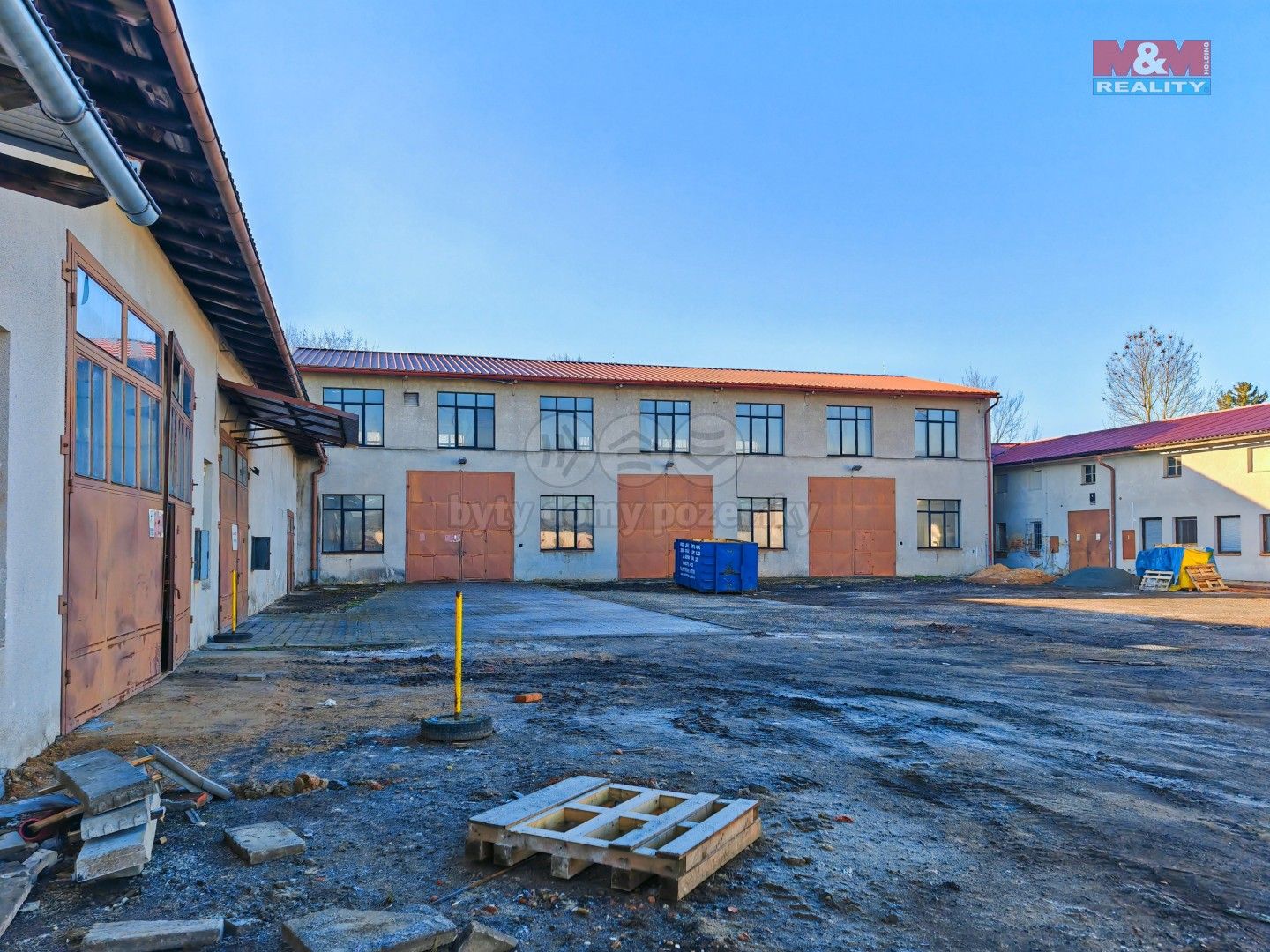 Pronájem výrobní prostory - Poděbradova, Jičín, 350 m²