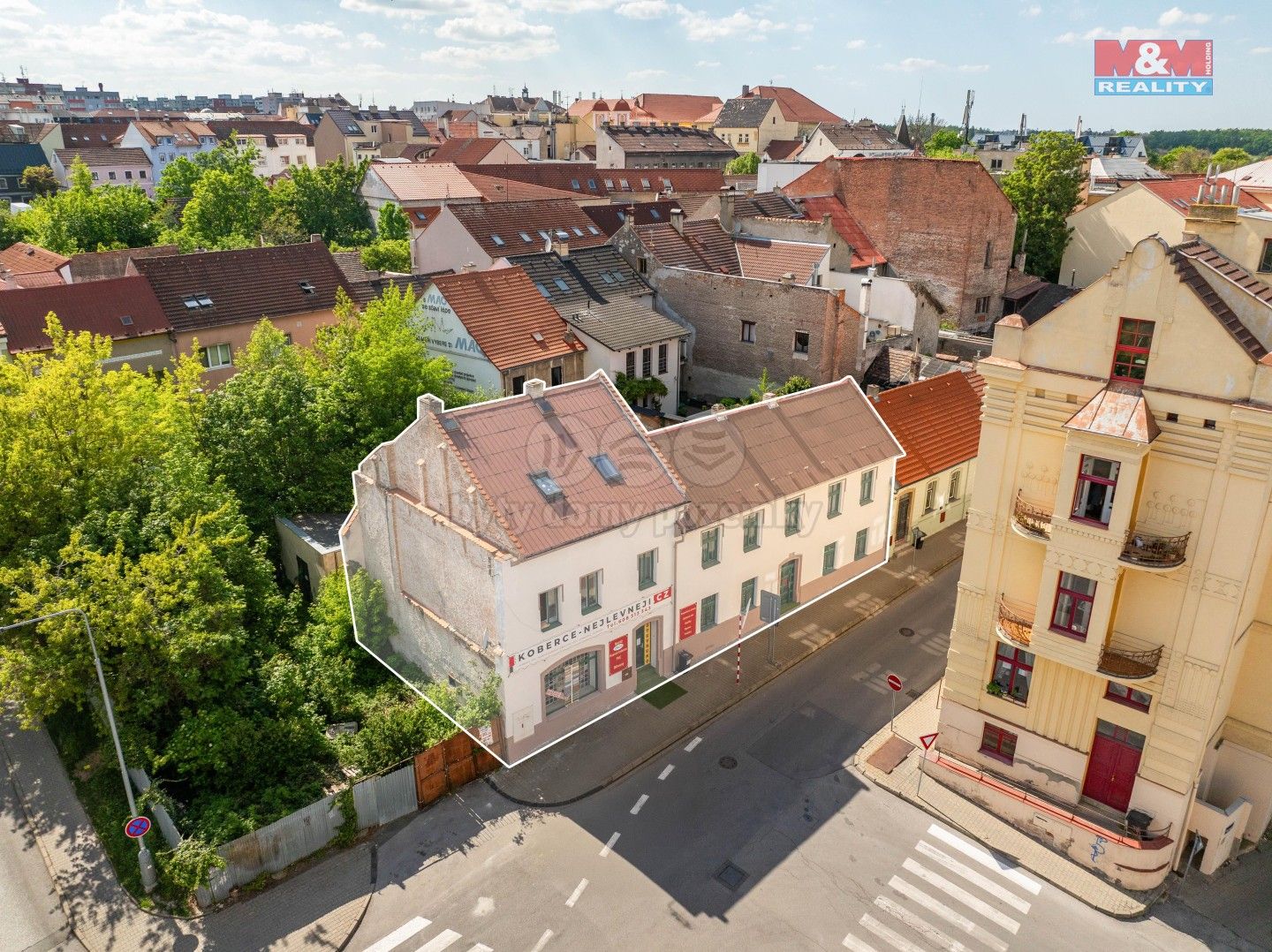 Činžovní domy, plk. Stříbrného, Kladno, 385 m²