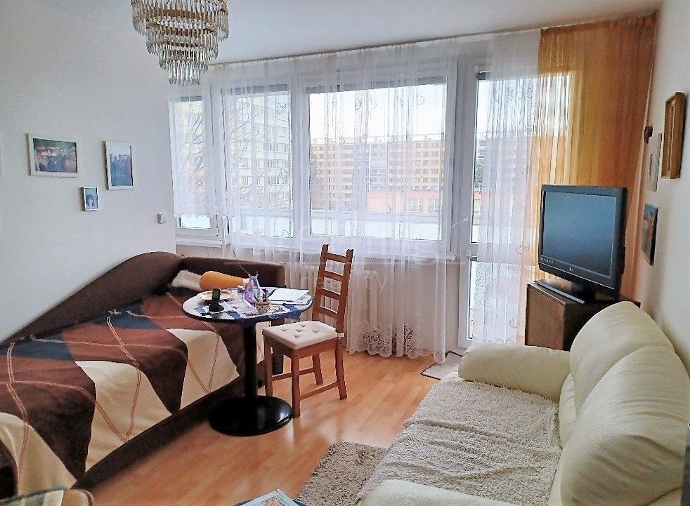 1+kk, Praha, 147 00, 32 m²