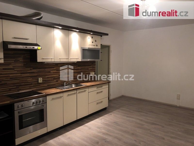 1+kk, Na Dolíkách, Slaný, 33 m²