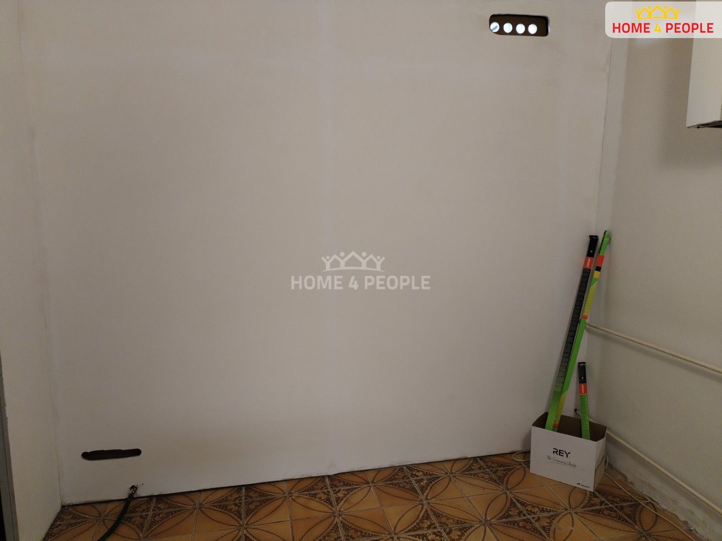 Ostatní, Na rolích, Praha, 40 m²