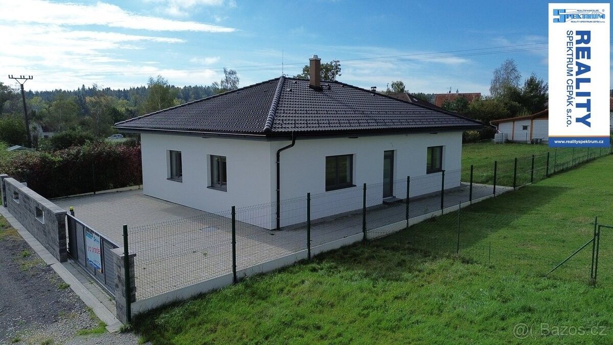 Prodej dům - Hluboká nad Vltavou, 373 41, 796 m²