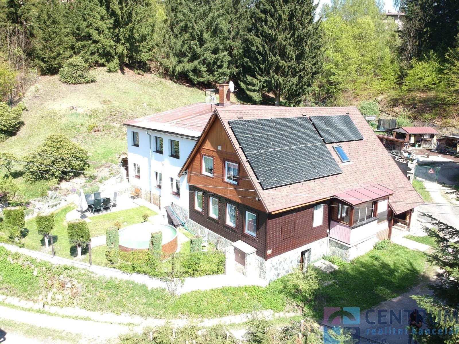 Rodinné domy, Spojovací, Desná, 360 m²