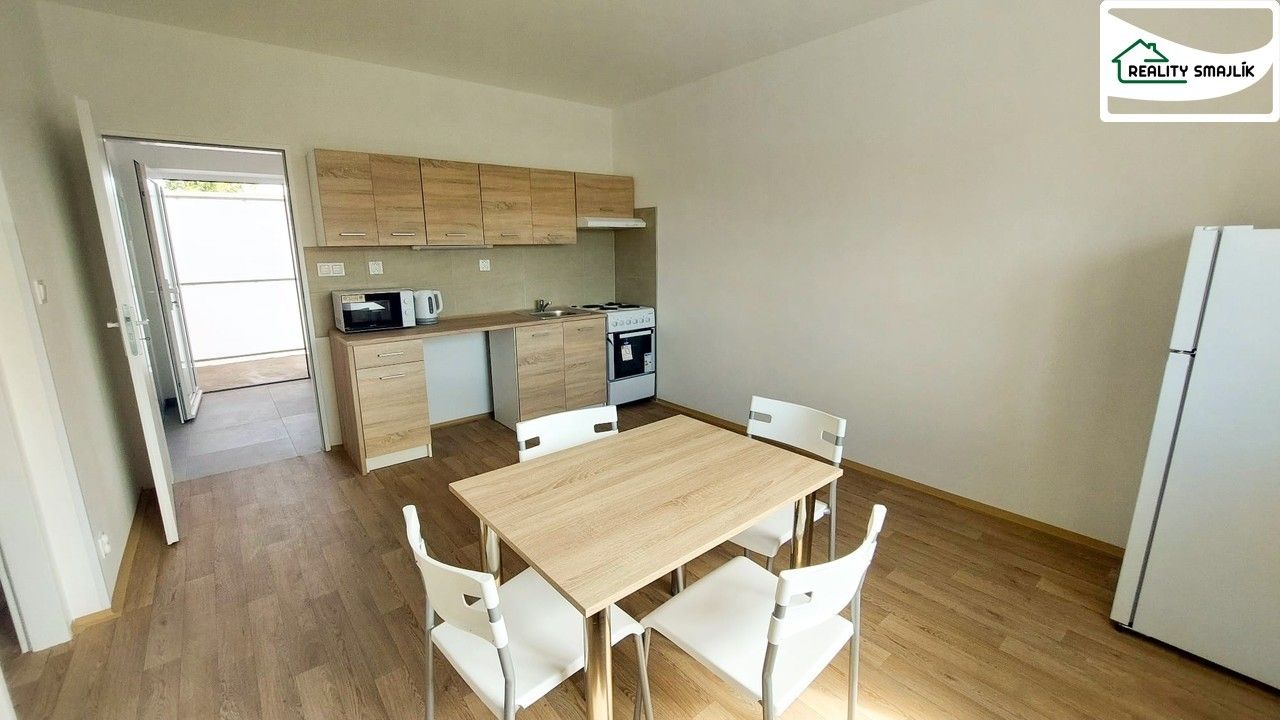1+1, Budovatelská, Františkovy Lázně, 50 m²
