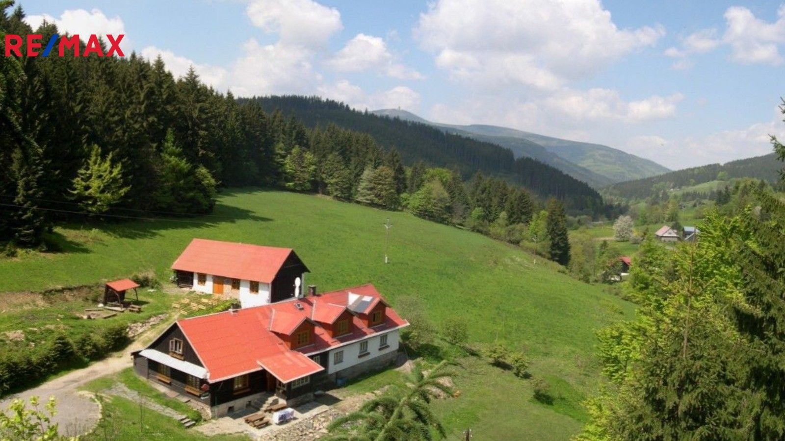 Prodej chalupa - Krásná, 400 m²