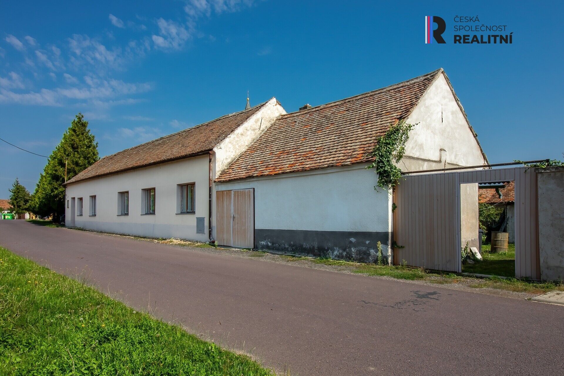 Rodinné domy, Strachotice, 179 m²