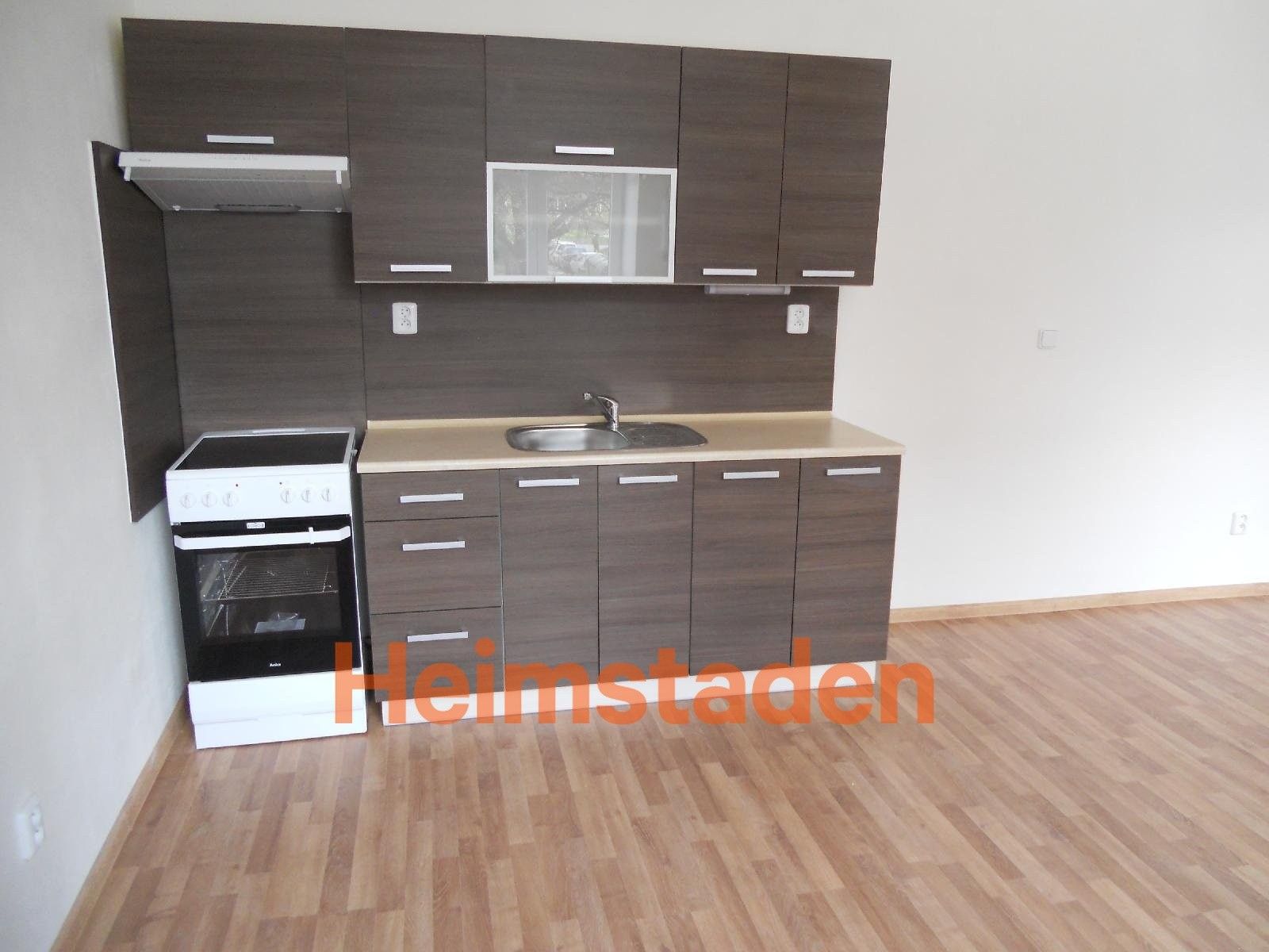 Pronájem byt 1+kk - náměstí Jana Nerudy, Ostrava, 39 m²