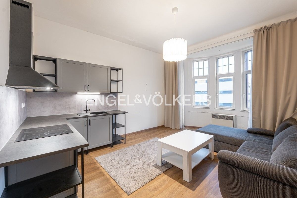 4+kk, Jandova, Praha, 96 m²