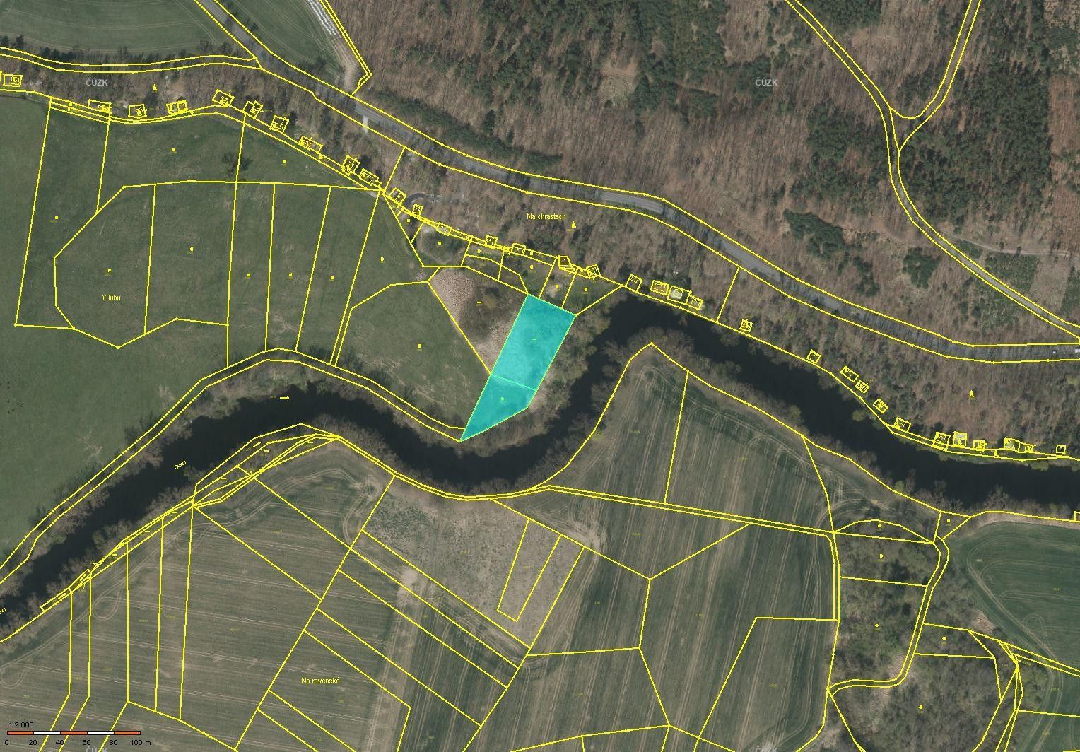 Louky, U Zámku, Štěkeň, 3 698 m²