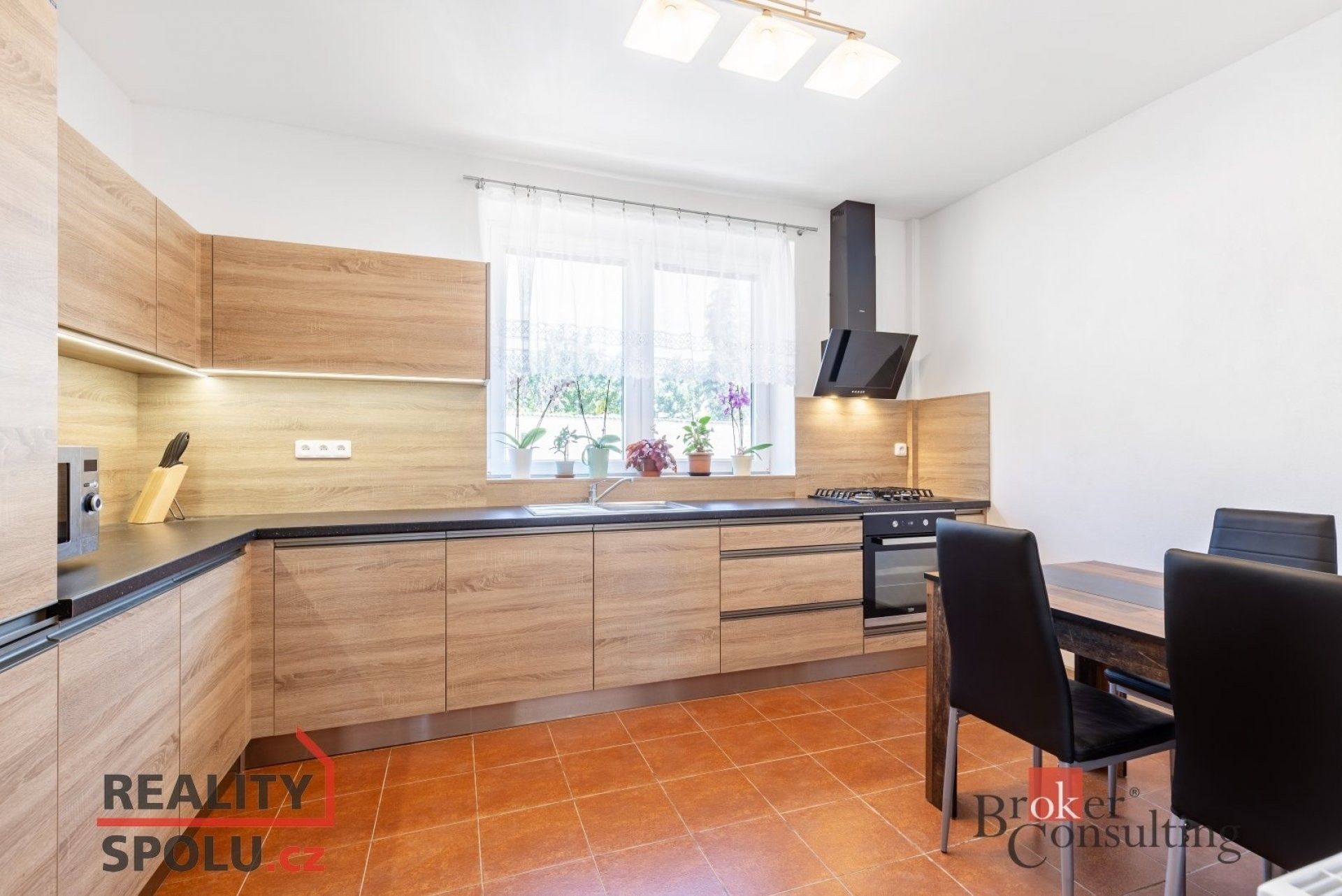 Prodej rodinný dům - Luční, Tvrdonice, 104 m²