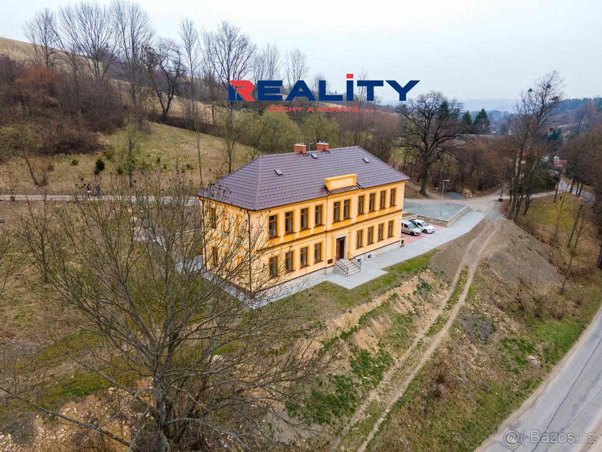 3+kk, Radiměř, 569 07, 210 m²