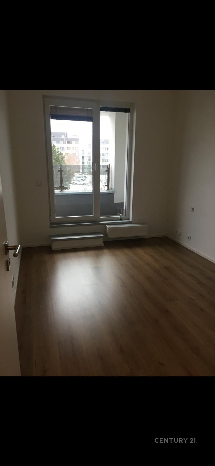2+kk, Geologická, Praha, 46 m²