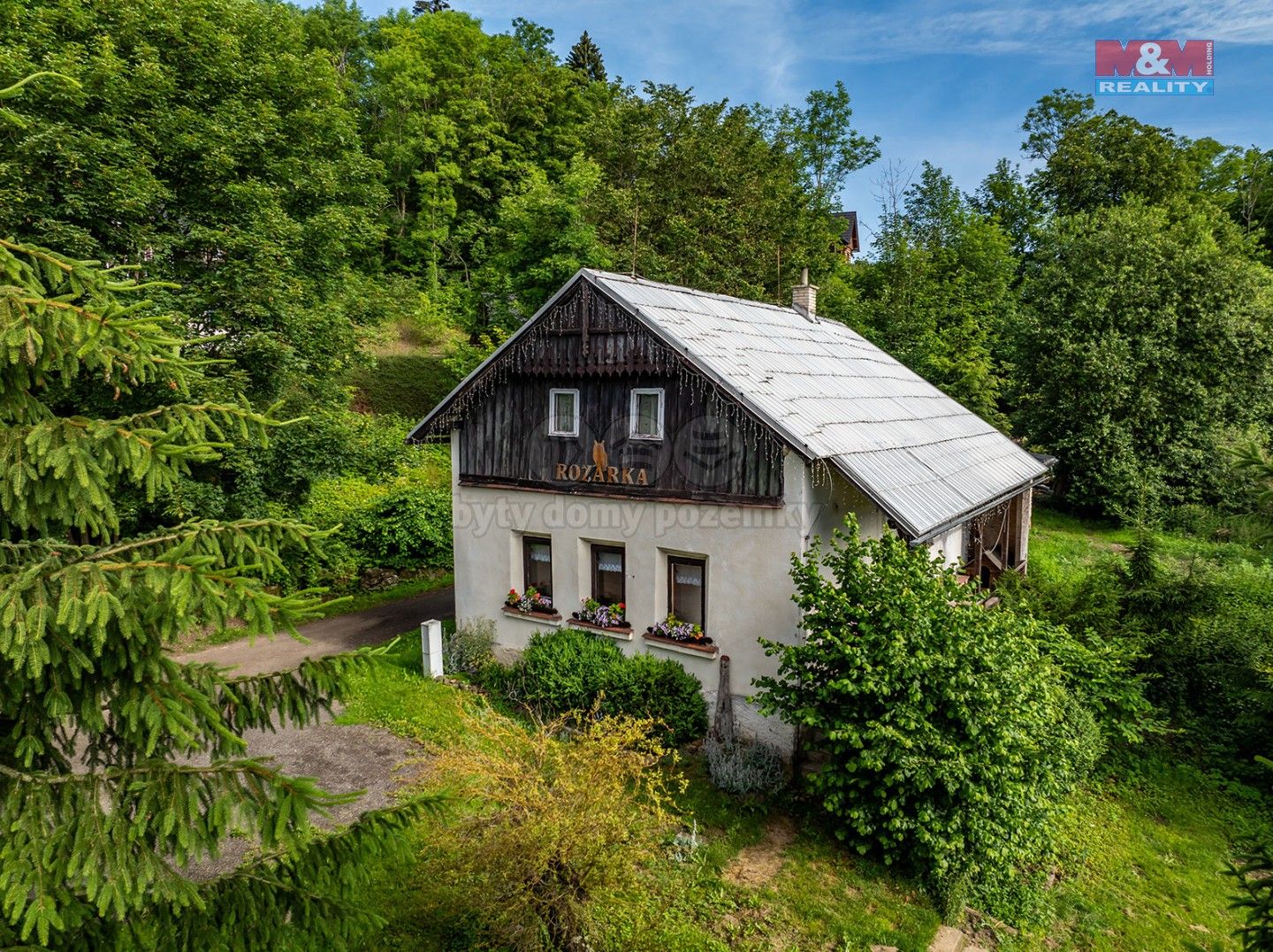 Rodinné domy, Komárov, Chuchelna, 160 m²