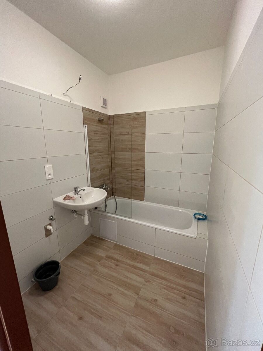 Pronájem byt 3+1 - Trhové Sviny, 374 01, 78 m²