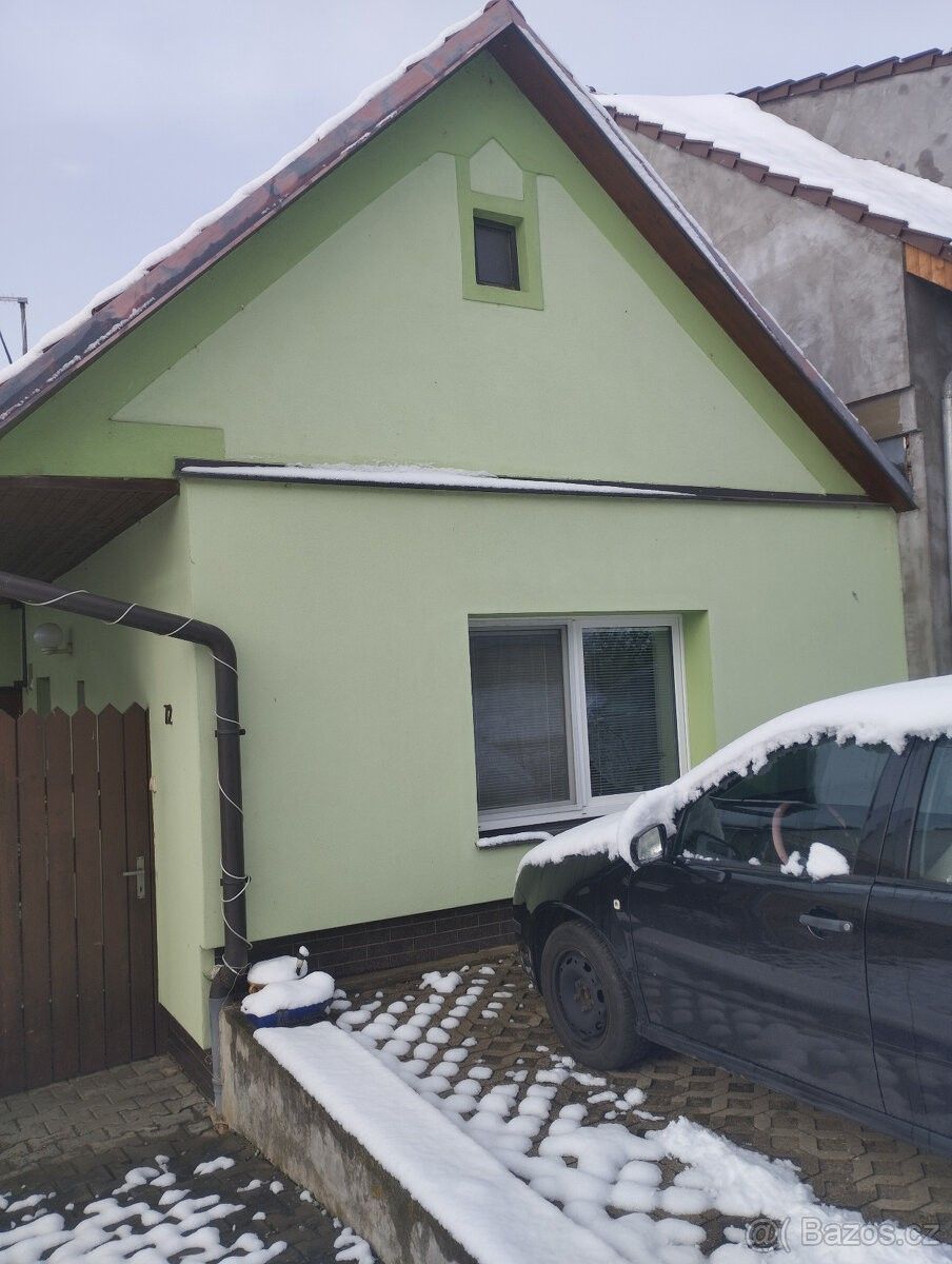 Rodinné domy, Hradčovice, 687 33