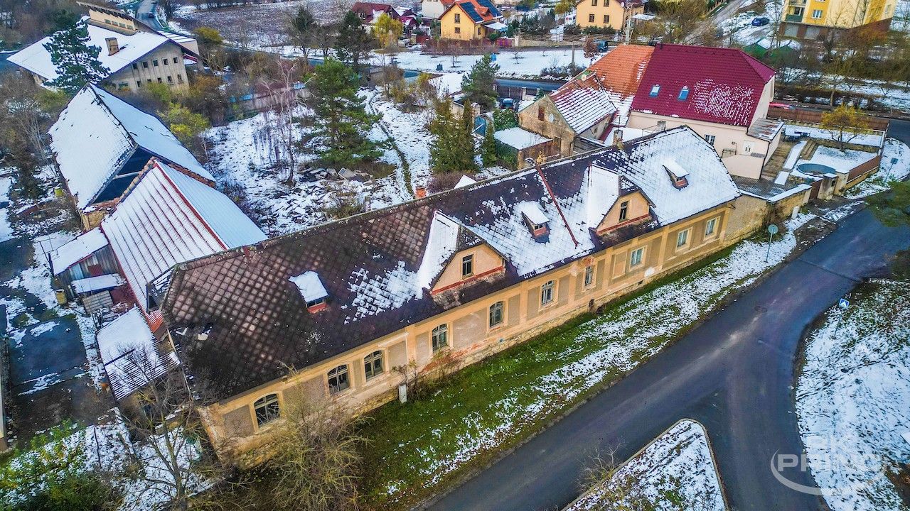 Prodej zemědělská usedlost - Mořina, 1 000 m²