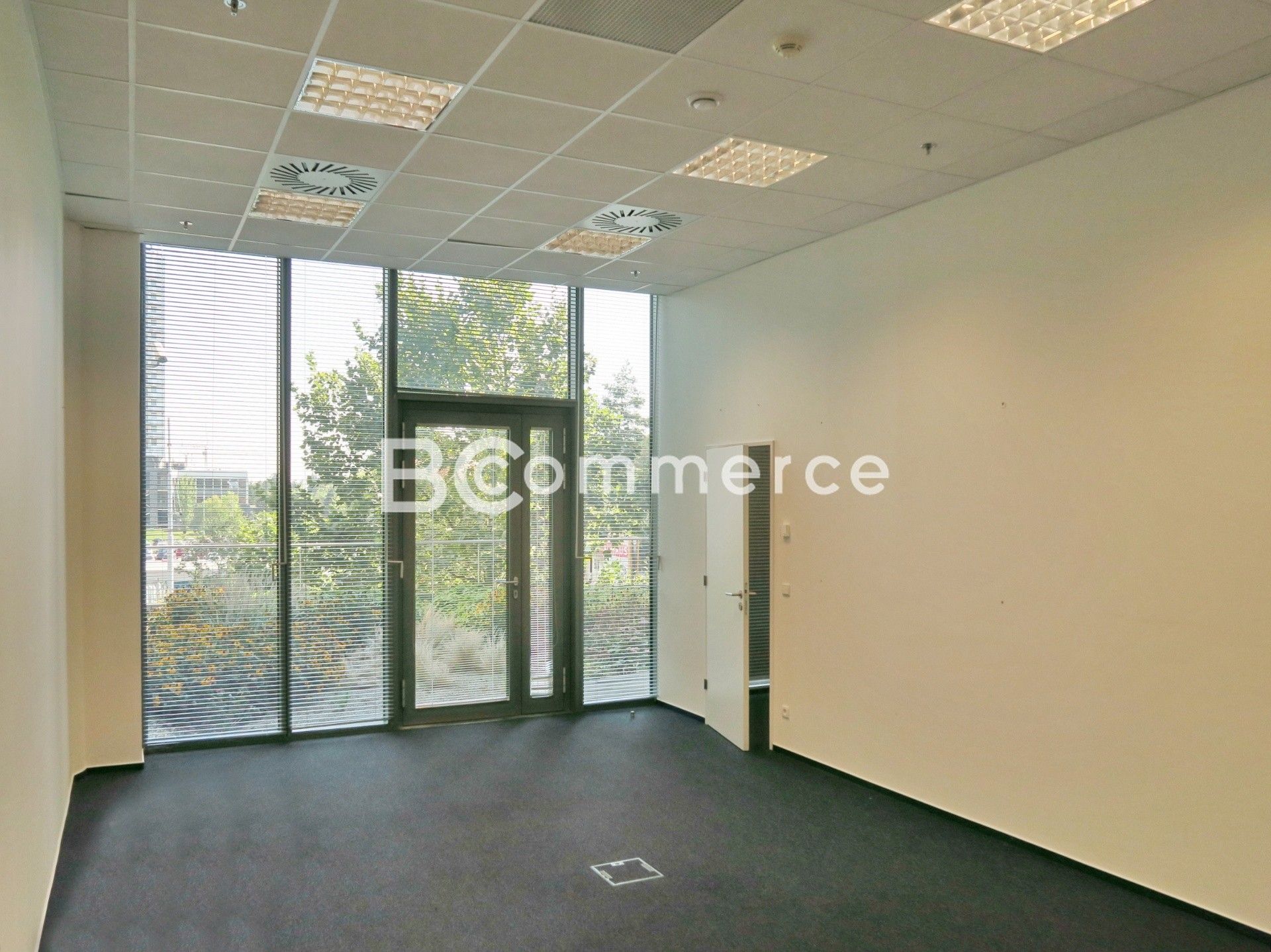 Pronájem kancelář - Starý Lískovec, Brno, 552 m²