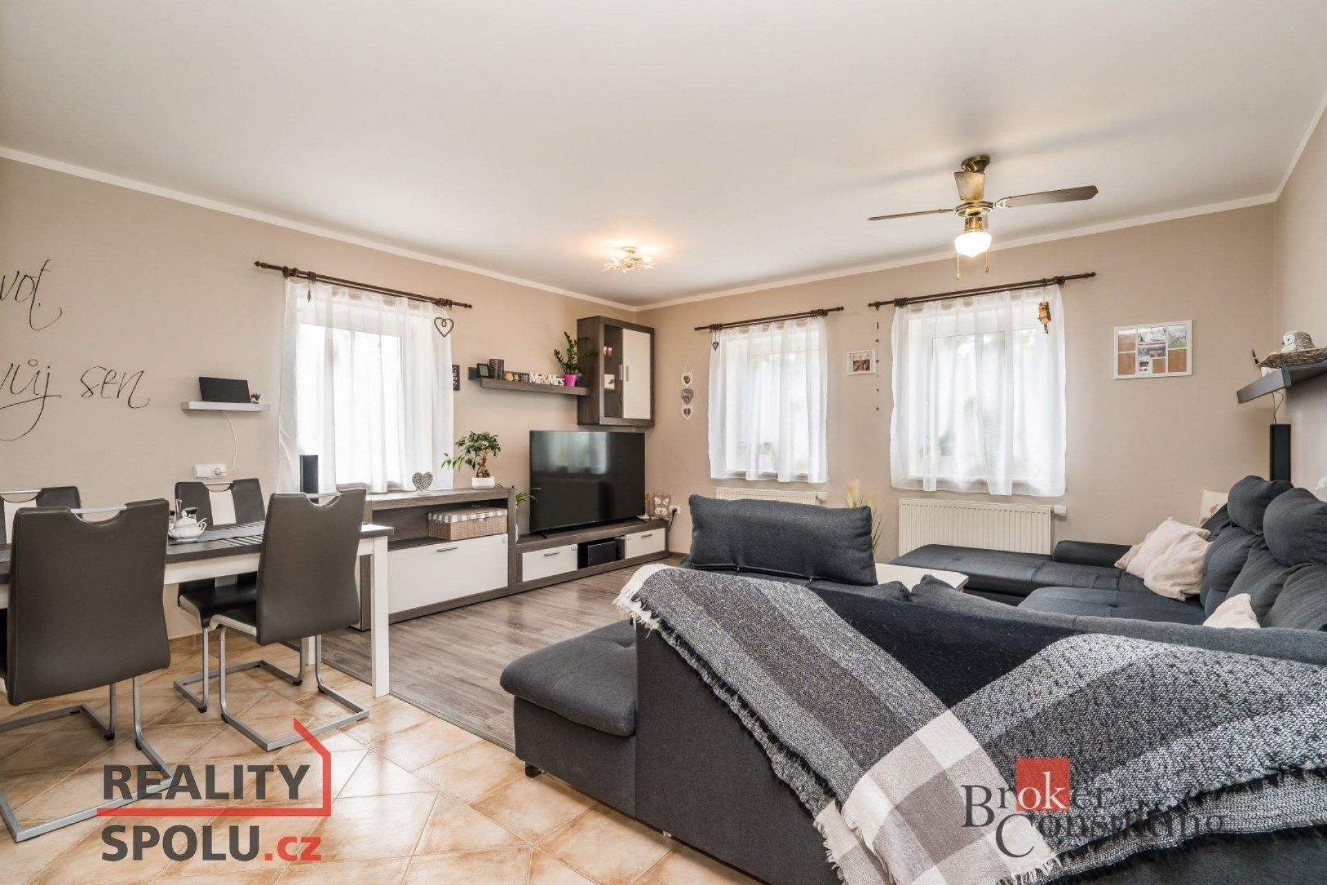 Prodej rodinný dům - Luže, 204 m²