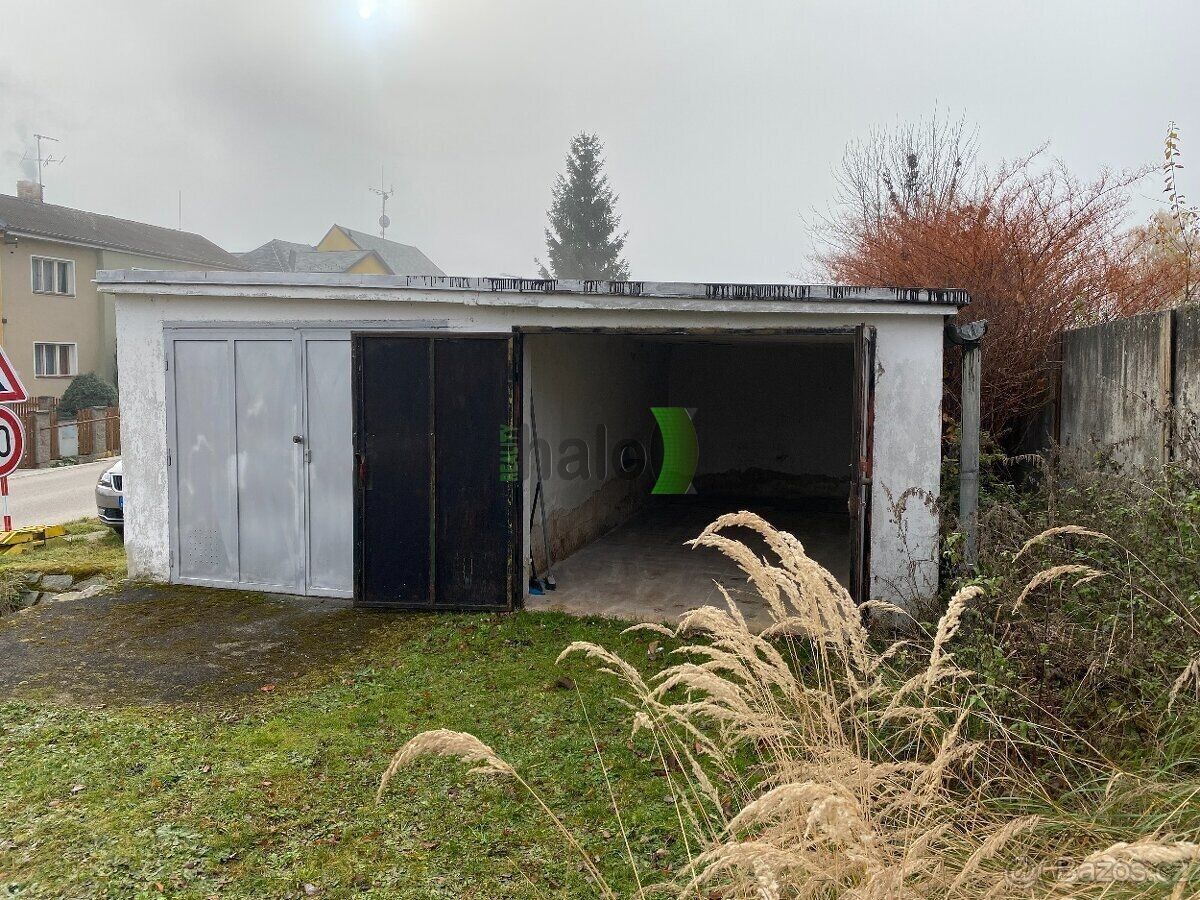 Garáže, Planá, České Budějovice, 18 m²