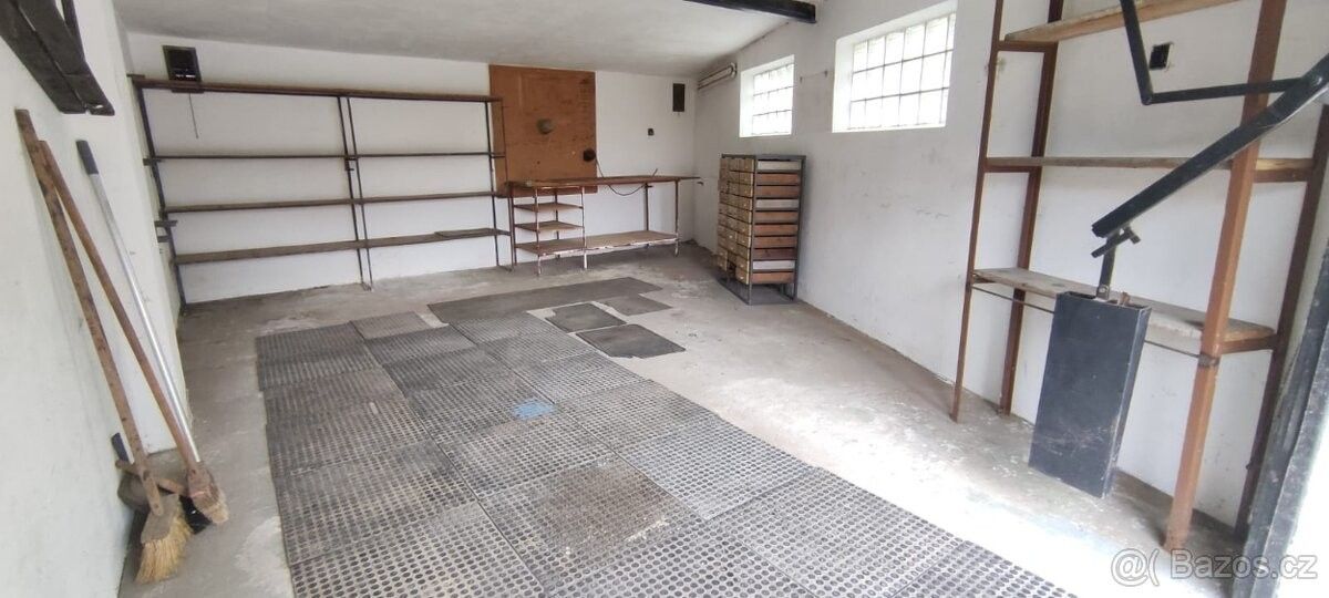 Prodej garáž - Hradec nad Svitavou, 569 01