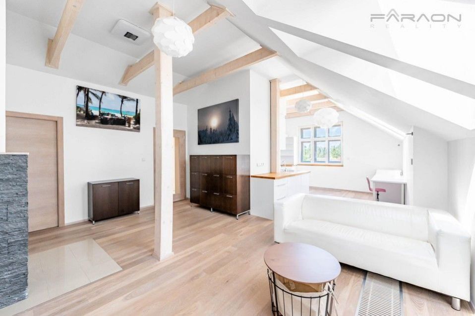 Prodej rodinný dům - Vojtěšská, Neratovice, 898 m²