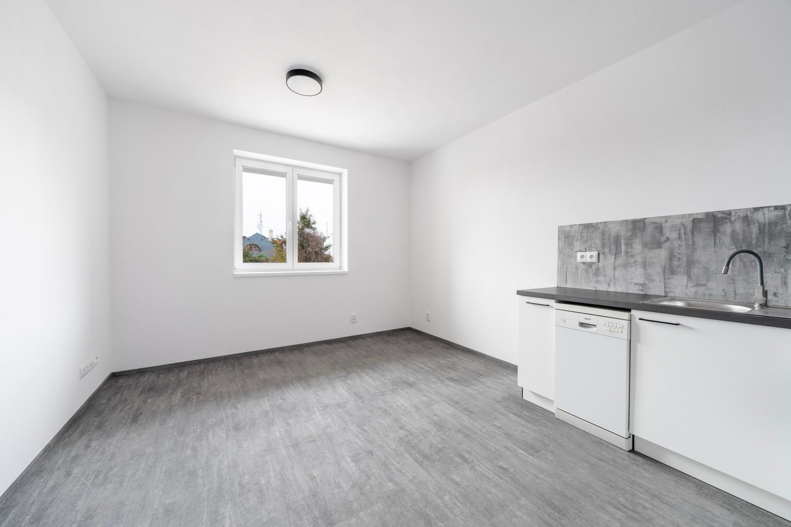 2+kk, Malostranská, Plzeň, 37 m²