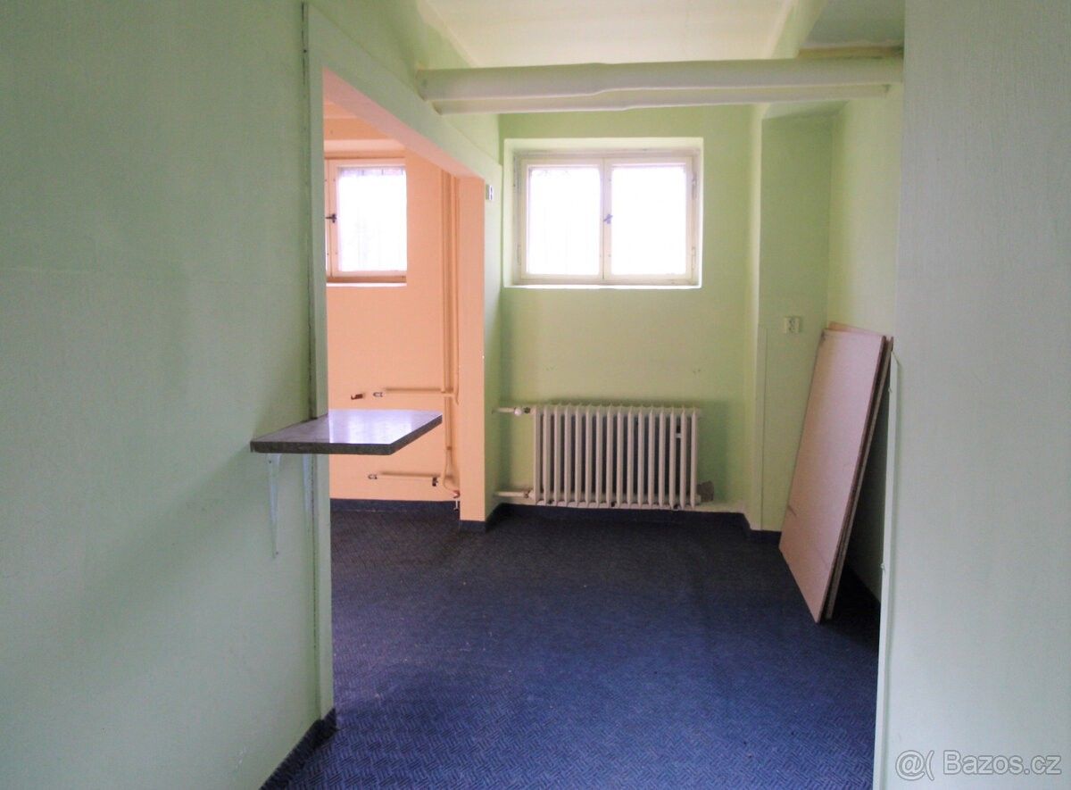 Pronájem kancelář - Praha, 190 00