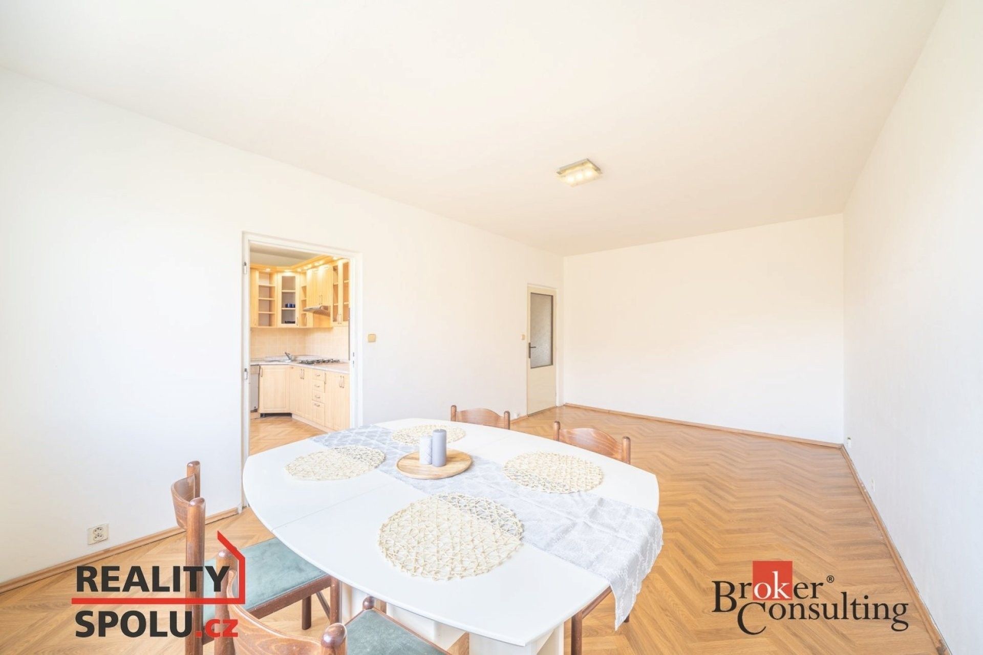 4+1, 17. listopadu, Chomutov, 94 m²