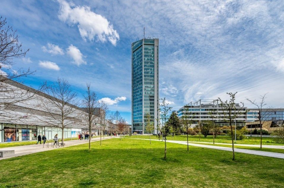 Pronájem kancelář - Na strži, Praha, 266 m²