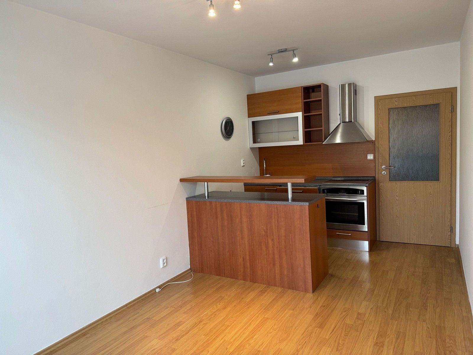 2+kk, Moutnická, Brno, 44 m²