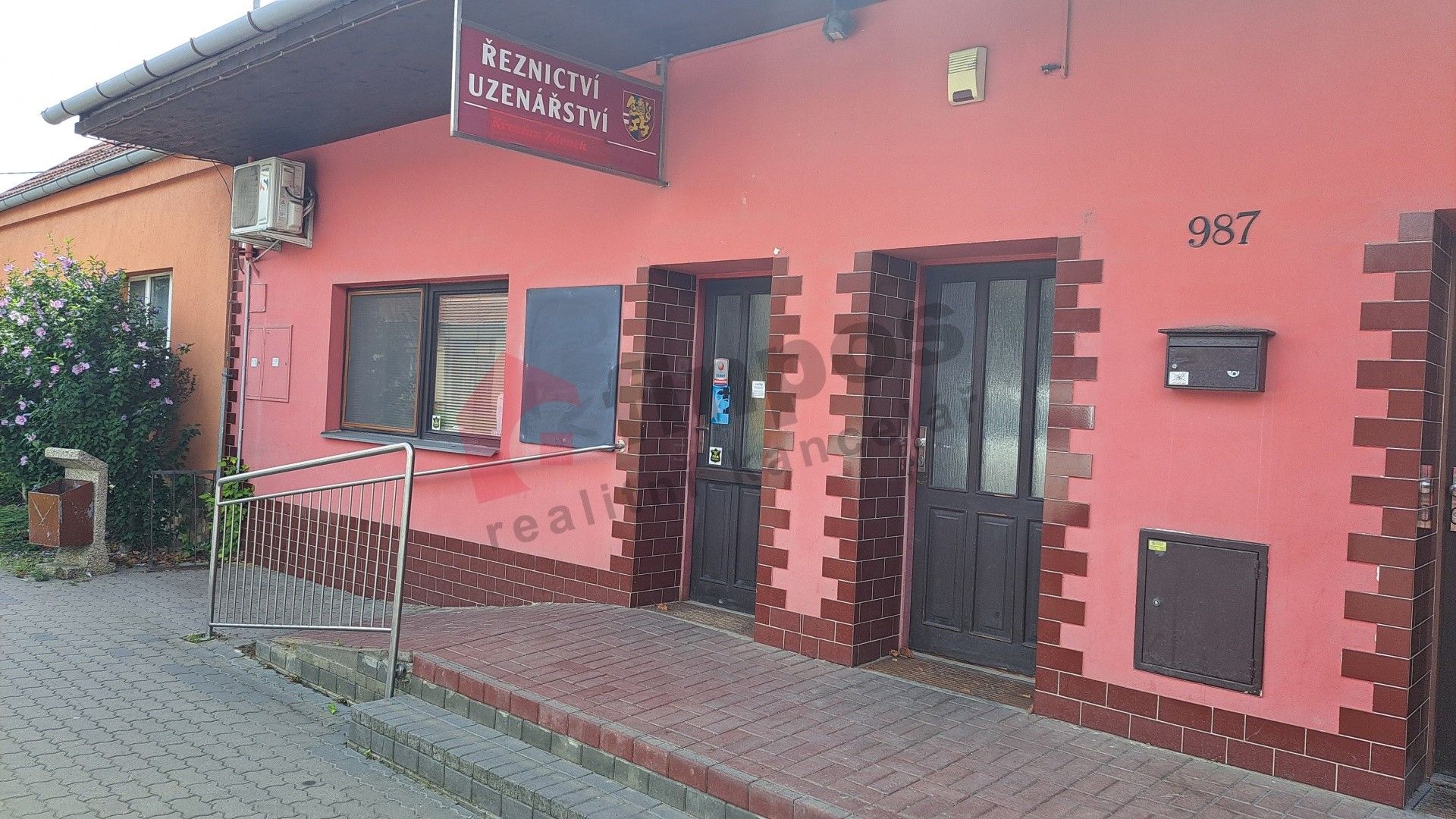 Pronájem obchodní prostory - Nádražní, Újezd u Brna, 120 m²