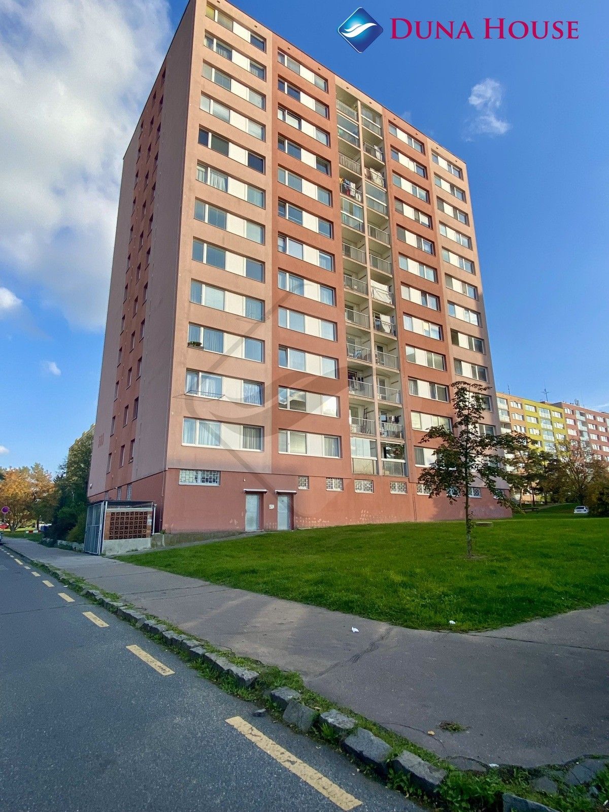 Pronájem byt 2+kk - Smotlachova, Praha, 43 m²