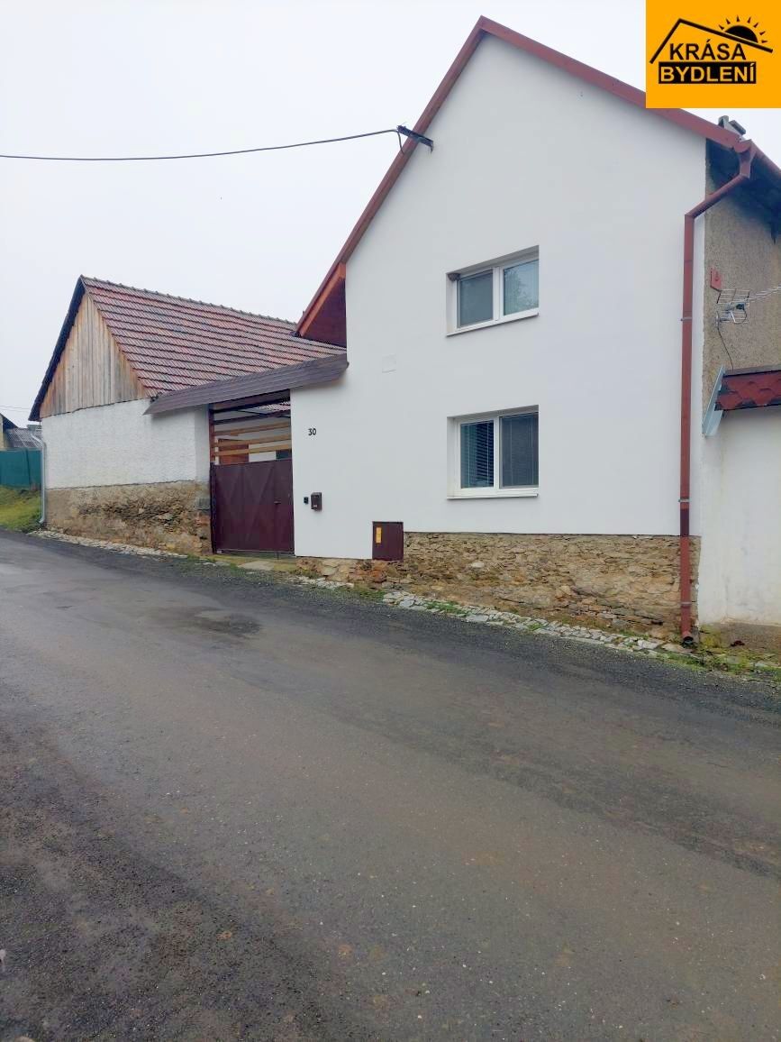 Ubytovací zařízení, Hradečná, Bílá Lhota, 250 m²