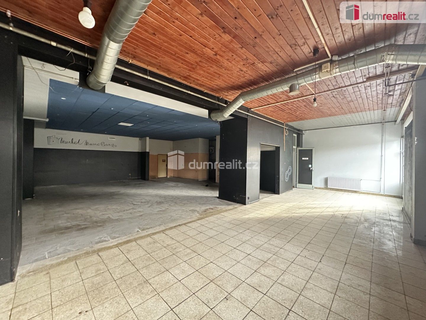 Obchodní prostory, Na Valtické, Břeclav, 200 m²