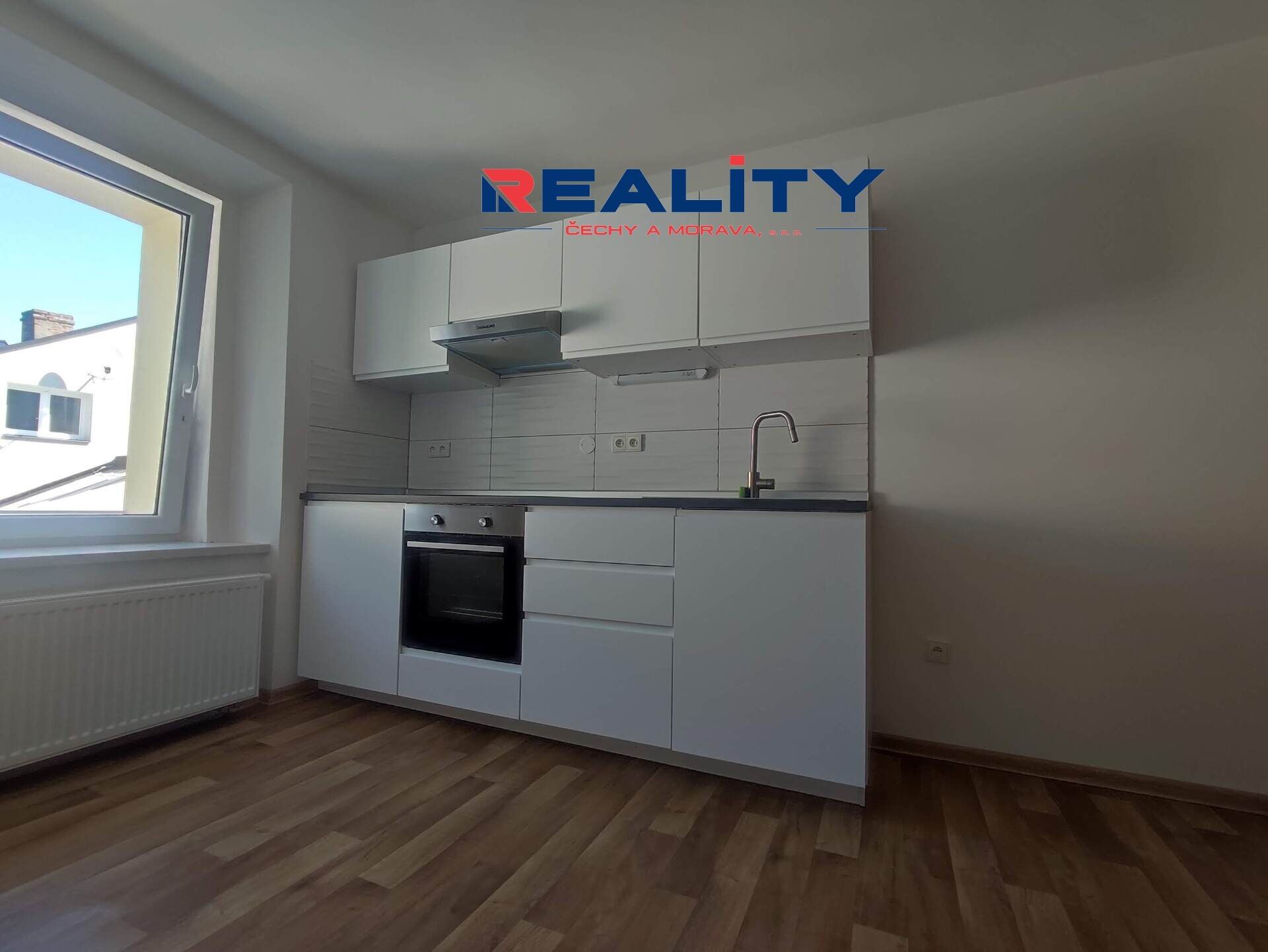 2+kk, náměstí Míru, Svitavy, 52 m²