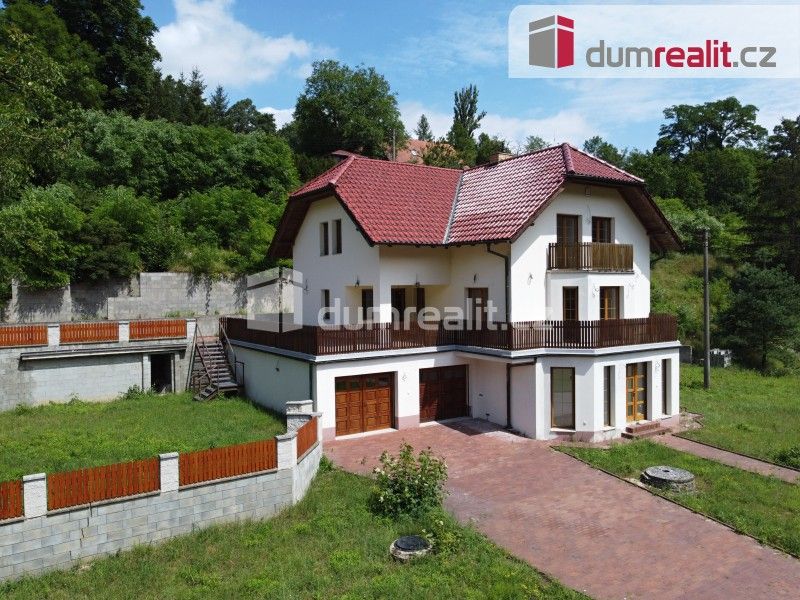 Prodej rodinný dům - Želízy, 286 m²