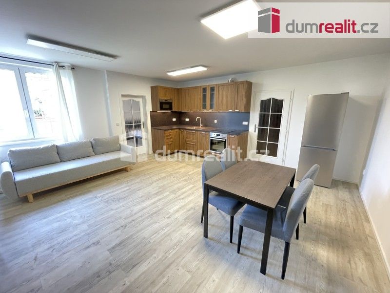 2+kk, Velké Kunratické, Praha, 57 m²