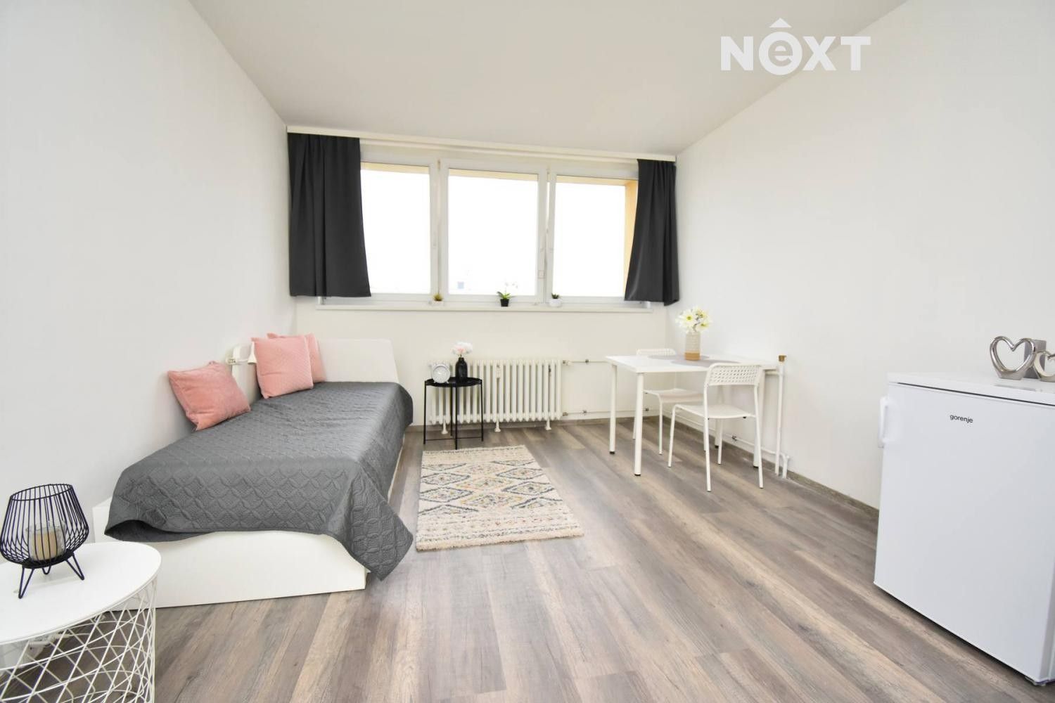 1+kk, Děčínská, Praha, 24 m²