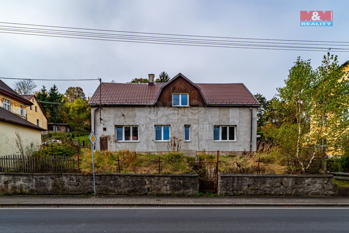 Prodej rodinný dům - 5. května, Plesná, 200 m²