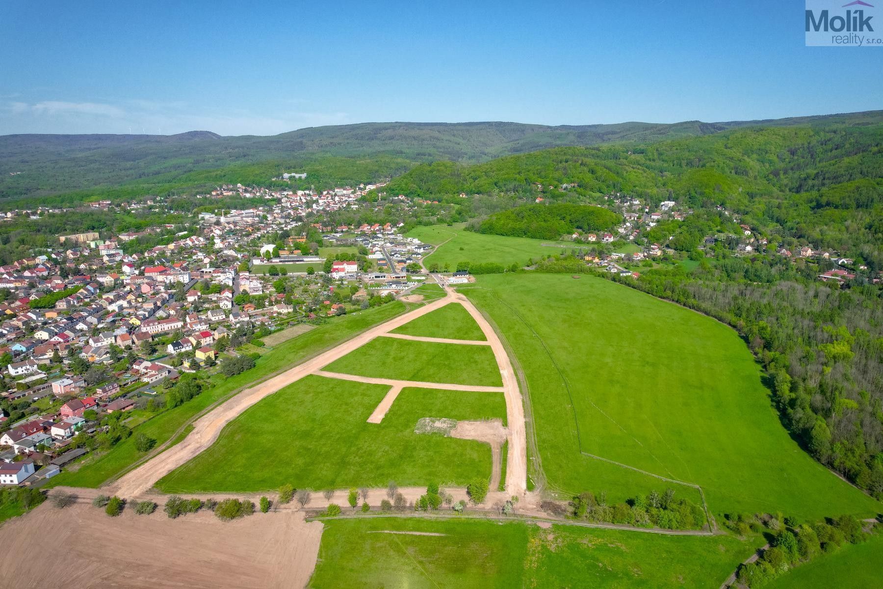 Prodej pozemek pro bydlení - Drahůnky, Dubí, 816 m²